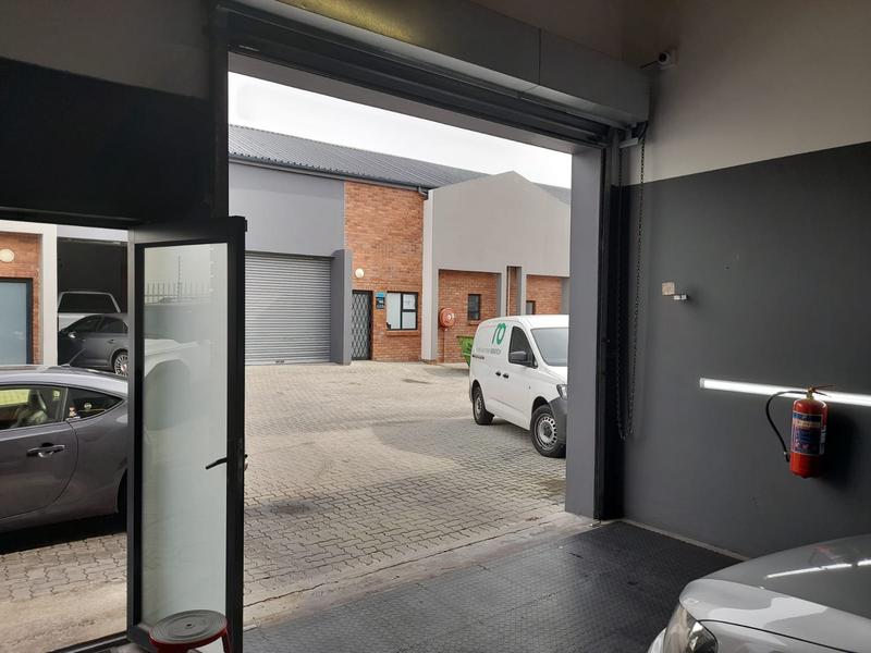 To Let Commercial Property for Rent in Fairview Eastern Cape